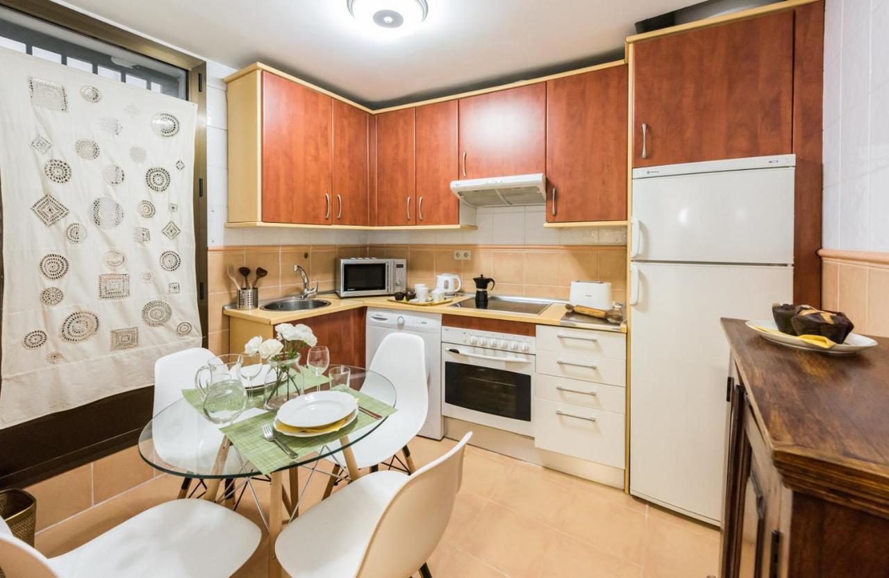 Gomez De Mora Apartment Madrid Bagian luar foto